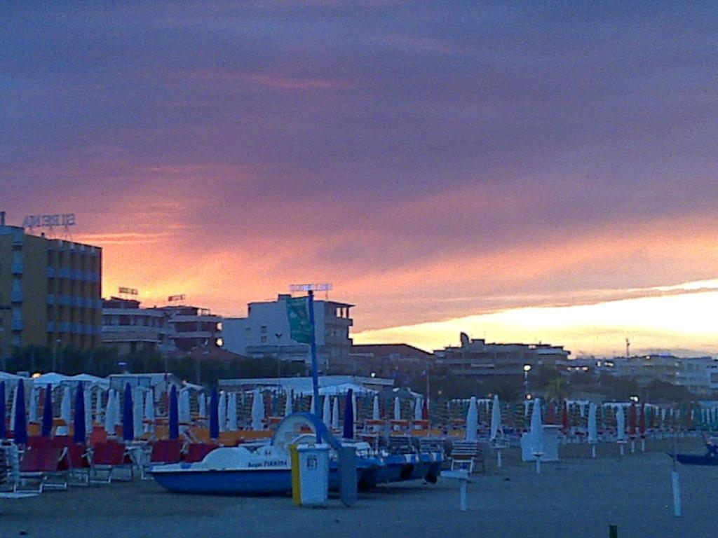 Hotel Italia Senigallia Esterno foto
